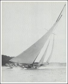 'Vigilant headed to the finish line at Cowes on August 4, 1894