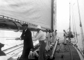 185-Busy on the Shamrock IV. Pull You Land-Lubbers Pull. 1920.