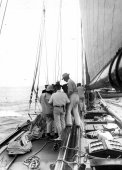 199-Getting things ready, Shamrock IV. 1920.